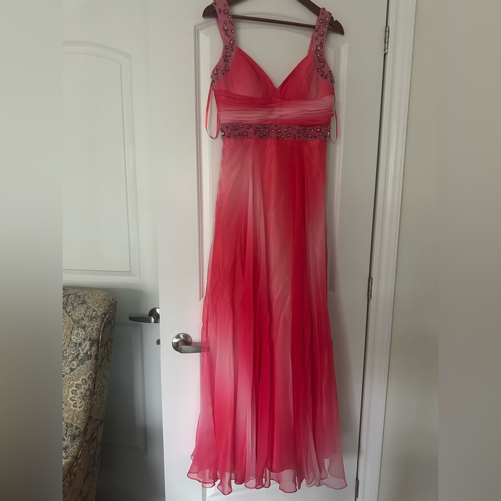 Elegant Pink  Shimmer by Bari Jay Beaded Chiffon Evening Gown – Size US 8,